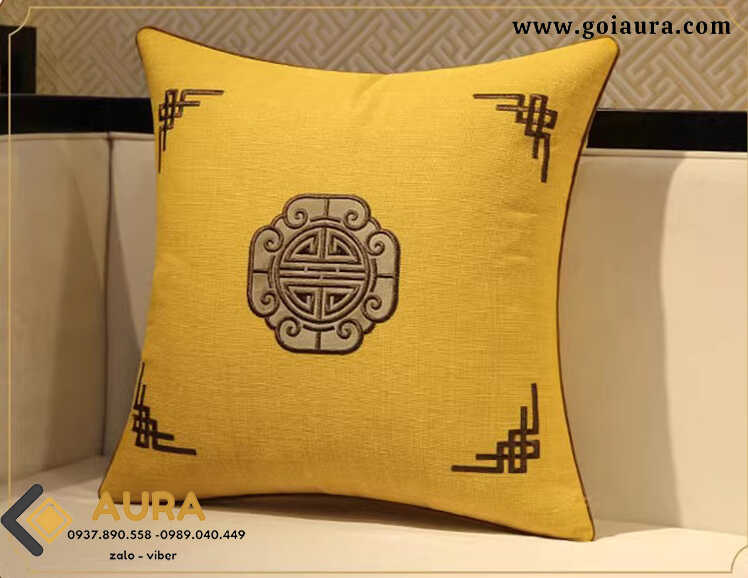 Gối Sofa Hoàng Gia Cao Cấp Màu Vàng