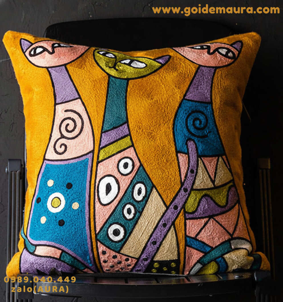 Gối Sofa Thêu Đẹp Mẫu 2